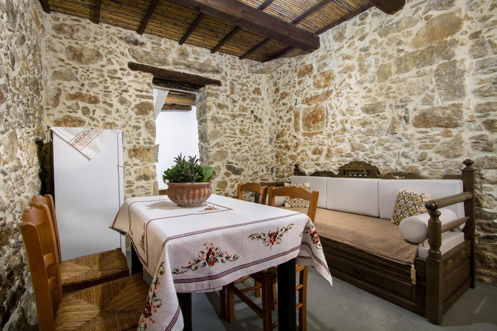 Апартаменты Sofiana'S Garden Retreat With Private Pool Dhrapanias Экстерьер фото