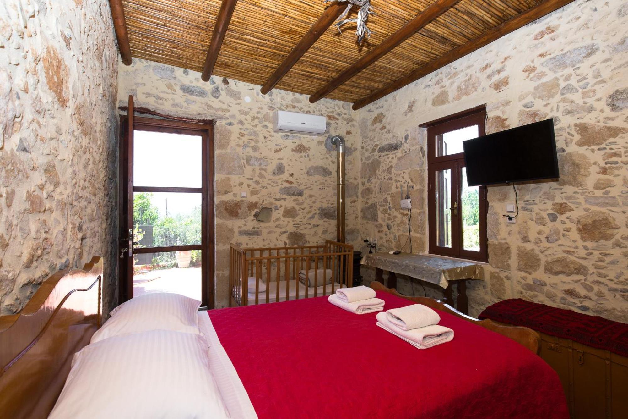 Апартаменты Sofiana'S Garden Retreat With Private Pool Dhrapanias Экстерьер фото